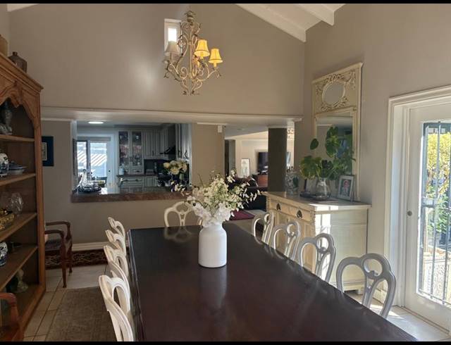 7 BEDROOM HOUSE FOR SALE IN WATERKLOOF